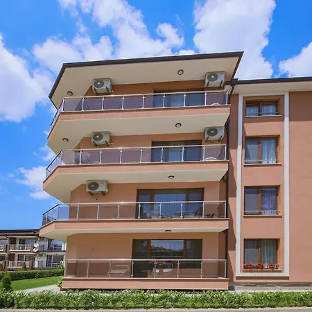 Phoenix Konukevi 3*