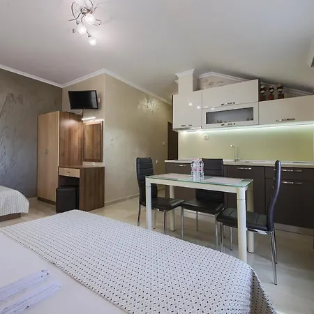 Phoenix 3* Obzor