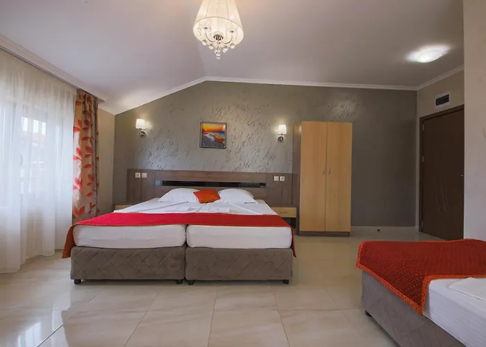 Phoenix 3* 奥布佐尔