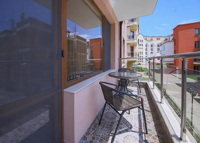 招待所 Phoenix 3*