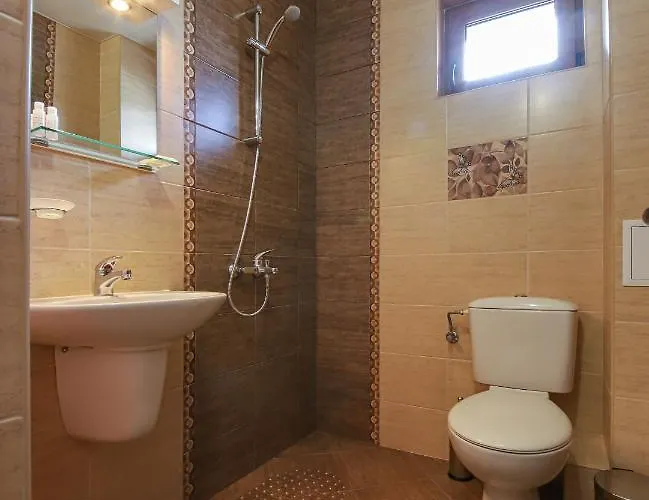 Phoenix 招待所 奥布佐尔